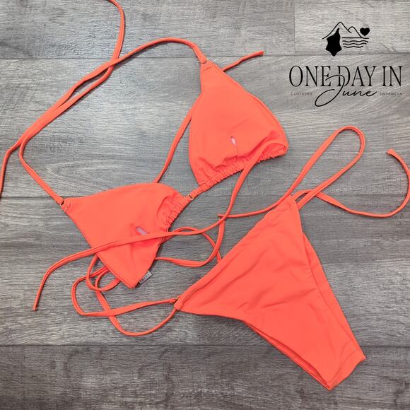 CharmLeaks Triangle Tie Side Bikini Swimsuit Size M - Picture 5 of 5